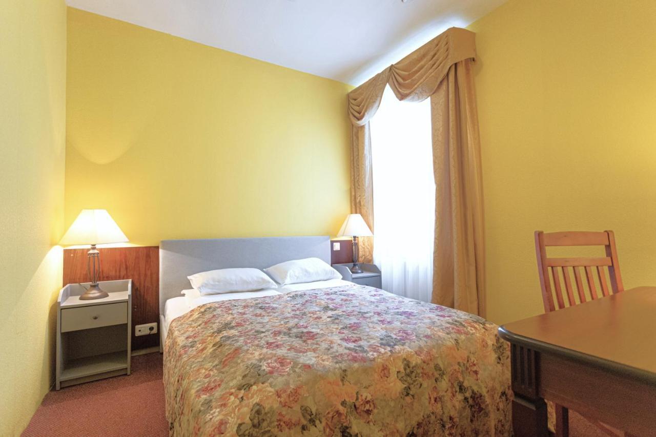 Good Stay Eiropa Hotel Economy Jurmala Exterior photo