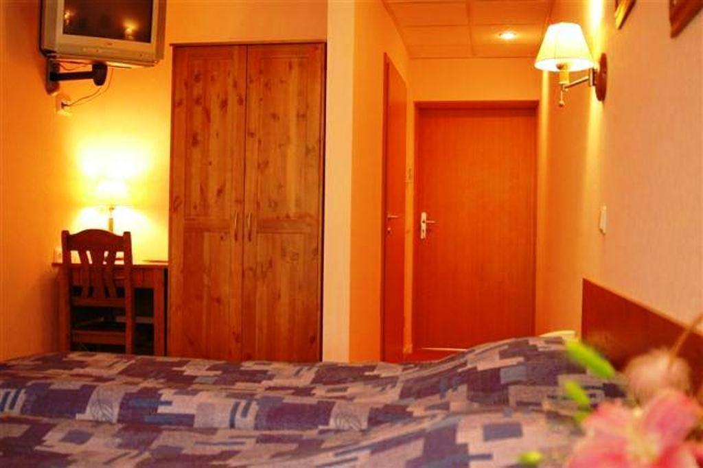 Good Stay Eiropa Hotel Economy Jurmala Exterior photo